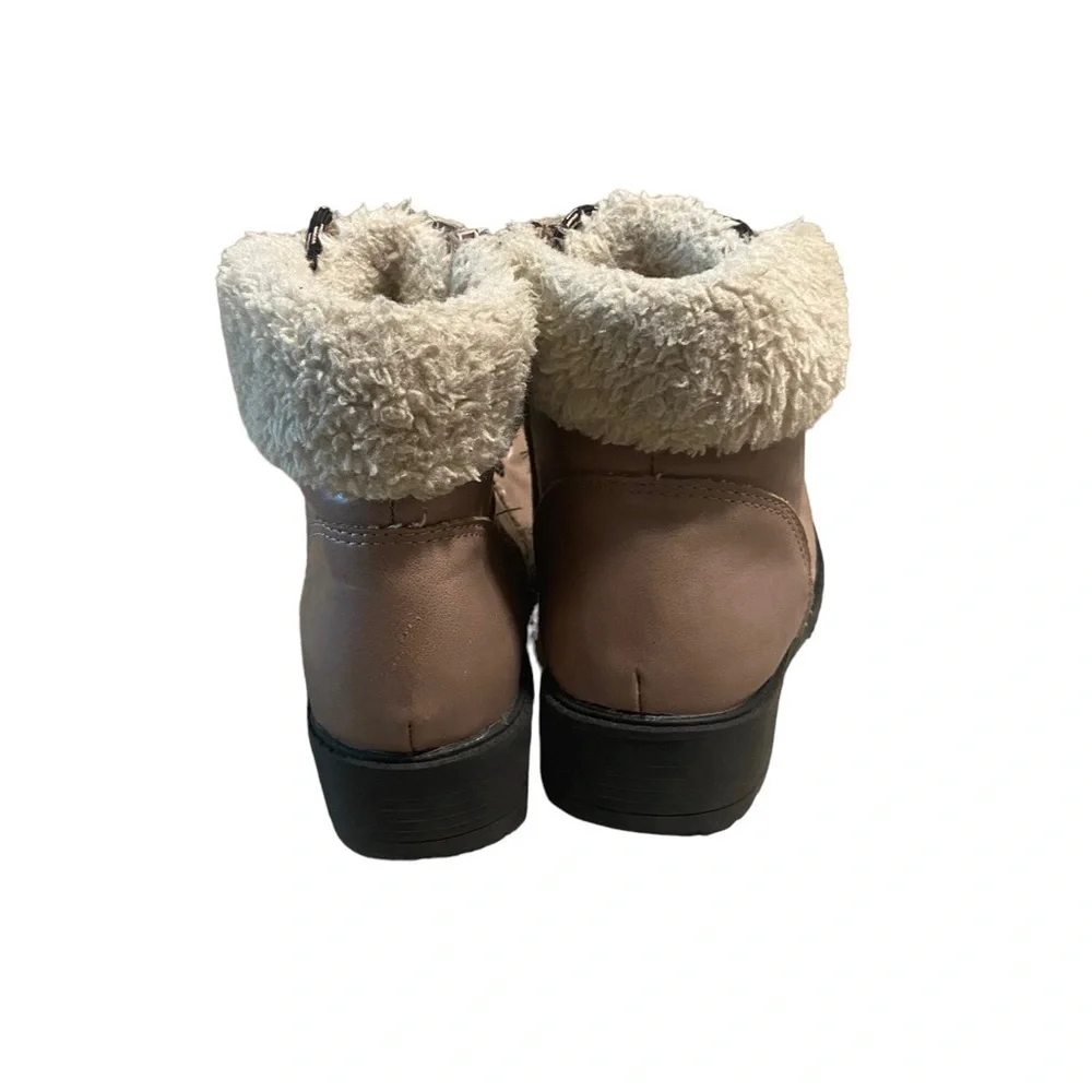 Steve Madden Jxeenia Faux Fur Boots Size 1 Mauve Color With Zippers